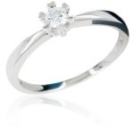 Heart prong setting diamond ring