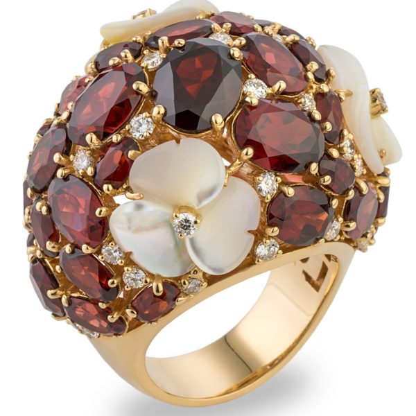 Mother of pearl and gemstones flowershape ring